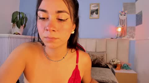 Snapshot of lyzzi_smith01 chatting on January 24, 2025, 10:51 pm Lizzy smith online show from January 24, 2025, 10:51 pm