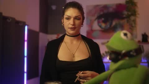 M1A  Dddy online show from November 12, 2025, 8:19 pm