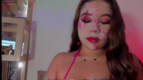 Snapshot of m1lk_choc chatting on October 16, 2025, 11:50 pm Mila online show from October 16, 2025, 11:50 pm