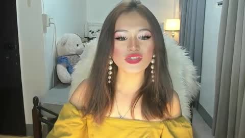 Snapshot of m1sspinay_yassie chatting on January 8, 2025, 4:44 pm Cutie Yassie online show from January 8, 2025, 4:44 pm