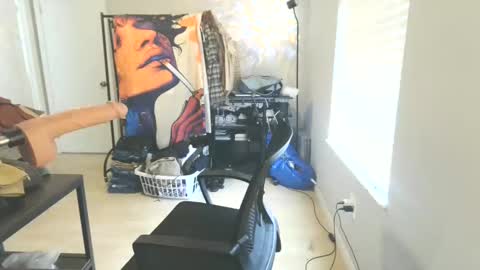 M3ta online show from October 7, 2025, 7:44 pm