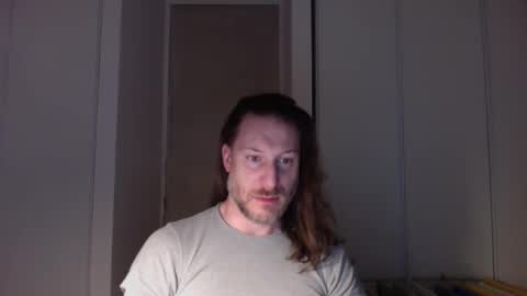 m4rduk online show from January 19, 2026, 4:49 am