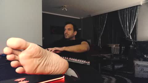 ready to cum online show from December 8, 2024, 11:08 pm