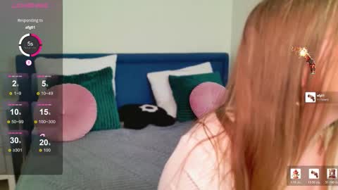 Snapshot of m_i_l_e_n_a_ chatting on February 26, 2026, 2:05 pm Milena online show from February 26, 2026, 2:05 pm