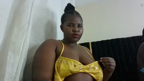 m_pretty_p online show from January 25, 2025, 6:35 pm