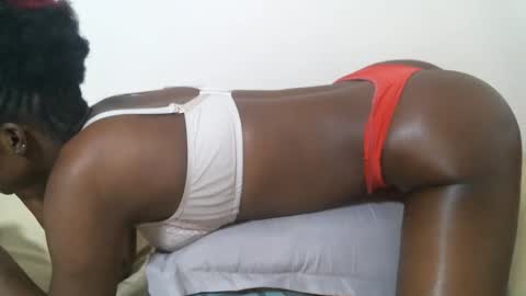 Snapshot of maars_mimi chatting on September 20, 2025, 4:35 am maars_mimi online show from September 20, 2025, 4:35 am