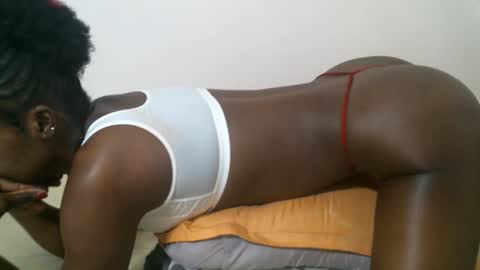 Snapshot of maars_mimi chatting on September 20, 2025, 7:37 pm maars_mimi online show from September 20, 2025, 7:37 pm