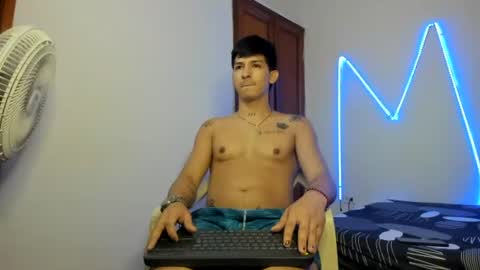 itgram pezlo josue online show from November 18, 2025, 12:53 pm