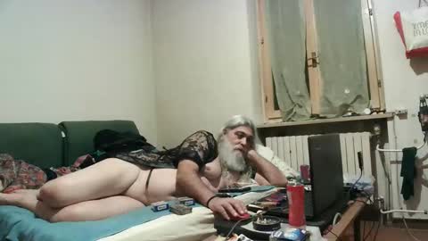 maax1970 online show from November 2, 2025, 8:11 pm