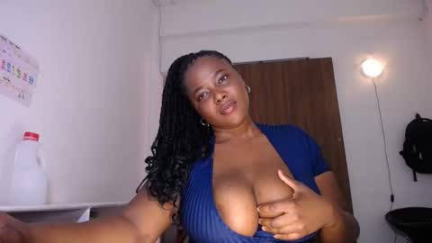 macarenaboobs online show from April 4, 2026, 5:21 pm