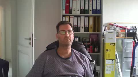 macfly67 online show from February 14, 2026, 2:14 pm