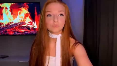 Nicole online show from July 7, 2026, 10:36 pm