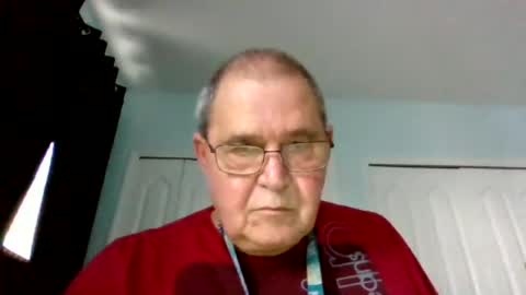Snapshot of machet1 chatting on August 7, 2026, 9:17 pm machet1 online show from August 7, 2026, 9:17 pm