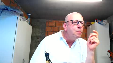 Andy online show from June 29, 2026, 4:51 pm