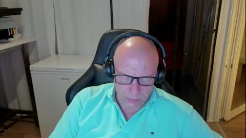 Andy online show from July 25, 2026, 2:31 am