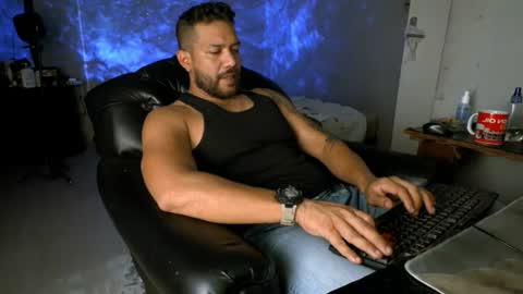 Snapshot of machohandsome chatting on June 14, 2026, 8:38 am Javier papichulo master how do you want online show from June 14, 2026, 8:38 am