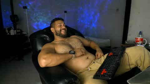 Snapshot of machohandsome chatting on June 19, 2026, 8:29 am Javier papichulo master how do you want online show from June 19, 2026, 8:29 am