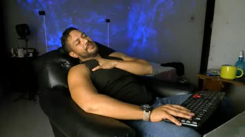 Snapshot of machohandsome chatting on June 23, 2026, 6:22 am Javier papichulo master how do you want online show from June 23, 2026, 6:22 am