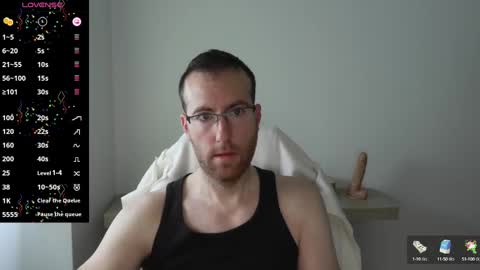 Snapshot of machohiberiko chatting on February 2, 2025, 10:35 am Jota online show from February 2, 2025, 10:35 am