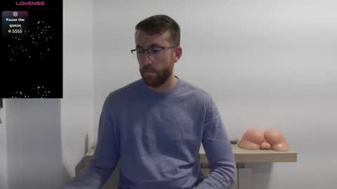 Snapshot of machohiberiko chatting on November 14, 2025, 4:06 pm Jota online show from November 14, 2025, 4:06 pm