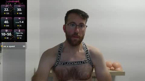 Snapshot of machohiberiko chatting on December 2, 2025, 6:36 pm Jota online show from December 2, 2025, 6:36 pm