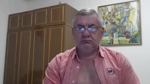 Macho online show from February 9, 2025, 7:52 pm