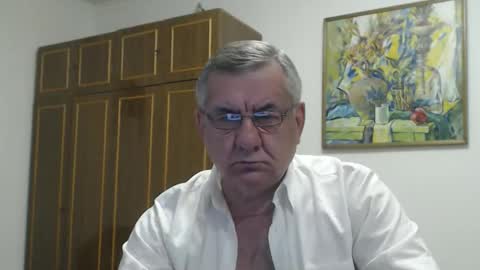 Macho online show from December 2, 2025, 11:00 pm