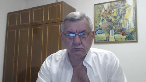 Snapshot of machomale3 chatting on March 17, 2026, 7:17 pm Macho online show from March 17, 2026, 7:17 pm