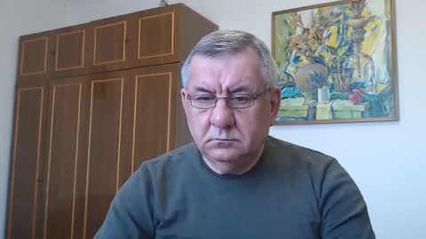 Snapshot of machomale3 chatting on March 18, 2026, 7:44 am Macho online show from March 18, 2026, 7:44 am