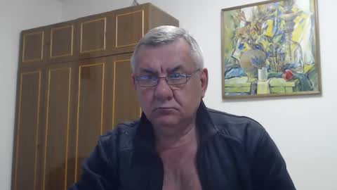 Snapshot of machomale3 chatting on March 18, 2026, 7:50 pm Macho online show from March 18, 2026, 7:50 pm