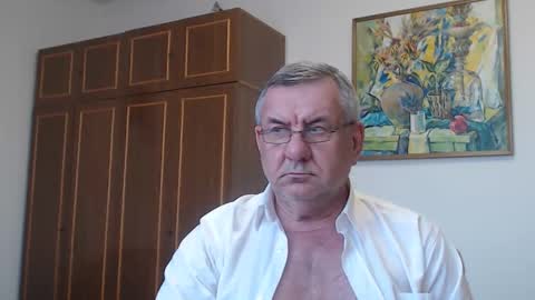 Snapshot of machomale3 chatting on March 28, 2026, 3:33 pm Macho online show from March 28, 2026, 3:33 pm