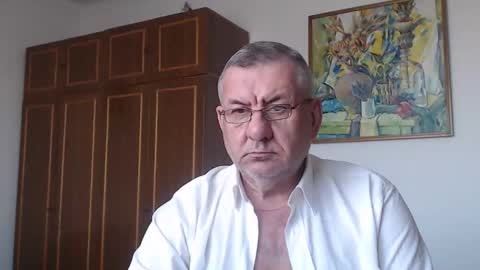 Snapshot of machomale3 chatting on April 5, 2026, 3:31 pm Macho online show from April 5, 2026, 3:31 pm