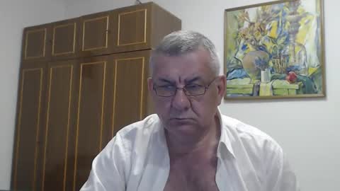 Snapshot of machomale3 chatting on April 8, 2026, 6:19 pm Macho online show from April 8, 2026, 6:19 pm