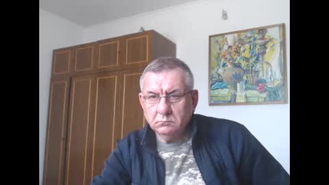 Snapshot of machomale3 chatting on April 13, 2026, 10:54 am Macho online show from April 13, 2026, 10:54 am