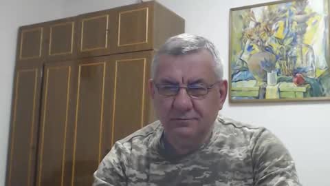 Snapshot of machomale3 chatting on April 14, 2026, 5:52 pm Macho online show from April 14, 2026, 5:52 pm