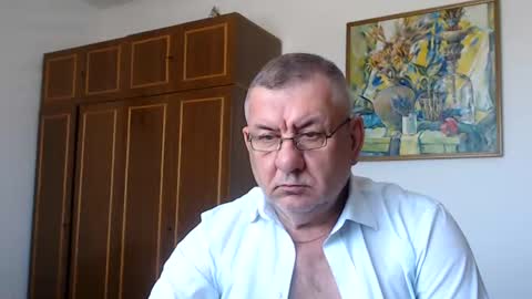 Macho online show from June 20, 2026, 10:51 am