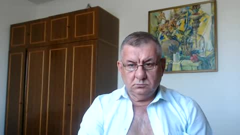 Macho online show from June 23, 2026, 2:04 pm