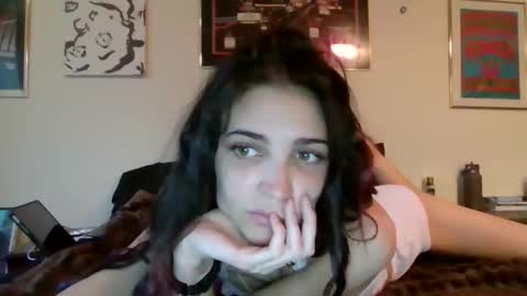 Snapshot of macisummer chatting on May 10, 2026, 1:22 am macisummer online show from May 10, 2026, 1:22 am