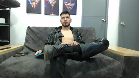 instagram mackdanielsx online show from September 8, 2025, 9:36 pm