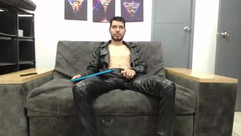 instagram mackdanielsx online show from September 23, 2025, 11:30 pm