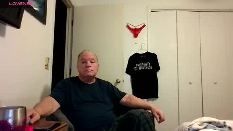 Snapshot of mackdocc001 chatting on March 7, 2026, 11:29 am mackdocc001 online show from March 7, 2026, 11:29 am