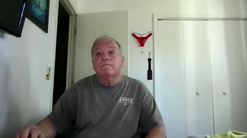 Snapshot of mackdocc001 chatting on March 13, 2026, 2:56 pm mackdocc001 online show from March 13, 2026, 2:56 pm