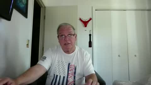 Snapshot of mackdocc001 chatting on March 18, 2026, 3:48 pm mackdocc001 online show from March 18, 2026, 3:48 pm