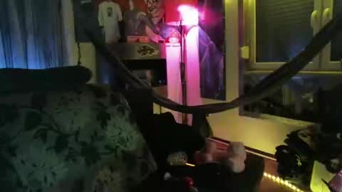 Manuel online show from March 3, 2025, 6:55 pm