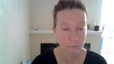 Madaamtang online show from March 18, 2026, 11:57 am