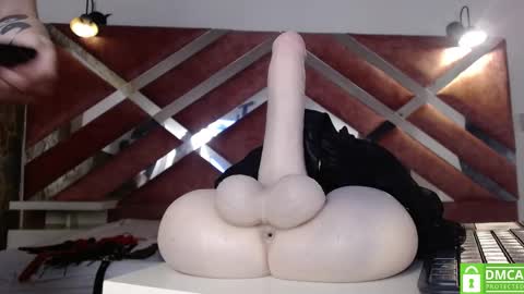 madame ibby online show from February 18, 2026, 12:56 pm