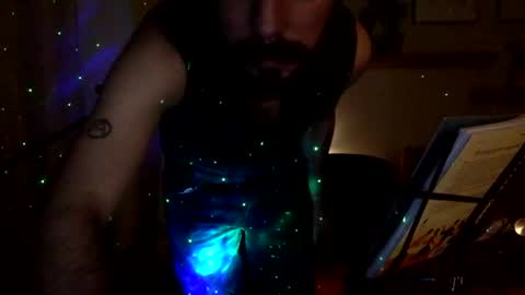 Snapshot of madbanjo chatting on March 15, 2026, 4:18 am madbanjo online show from March 15, 2026, 4:18 am