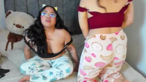 Snapshot of maddie_and_chelsea_ chatting on February 7, 2026, 6:33 pm Maddie and Chelsea online show from February 7, 2026, 6:33 pm