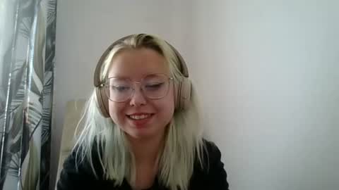 Snapshot of maddiesexygirl chatting on August 9, 2026, 9:25 am Maddie online show from August 9, 2026, 9:25 am