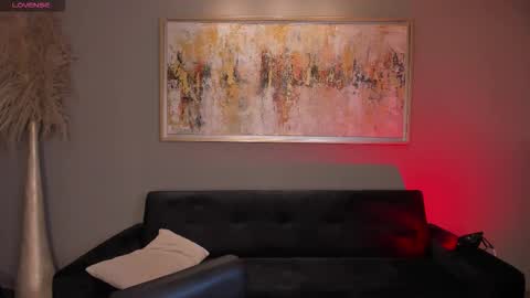 Maddison online show from November 17, 2025, 7:52 pm